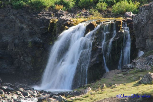 Wasserfall Island 01